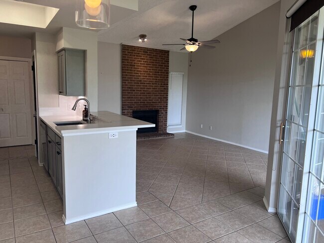 Building Photo - 1734 Ascension Point Dr