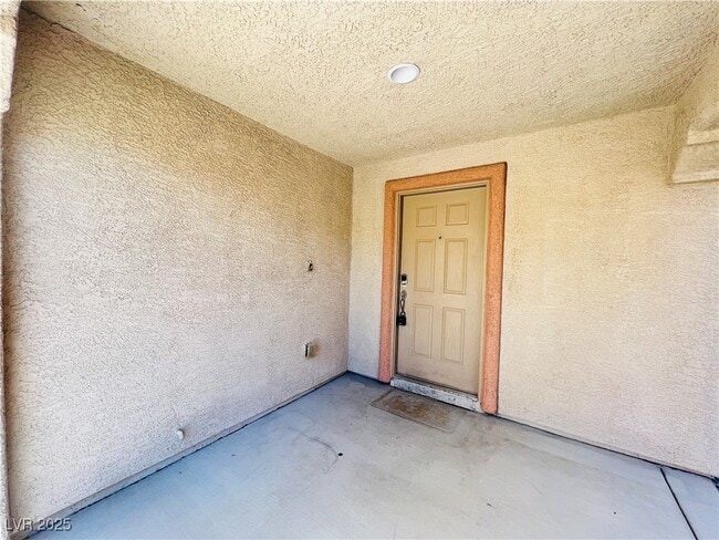 Building Photo - 9110 Iron Cactus Ave