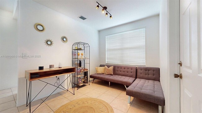 Building Photo - 12567 SW 121st Ave