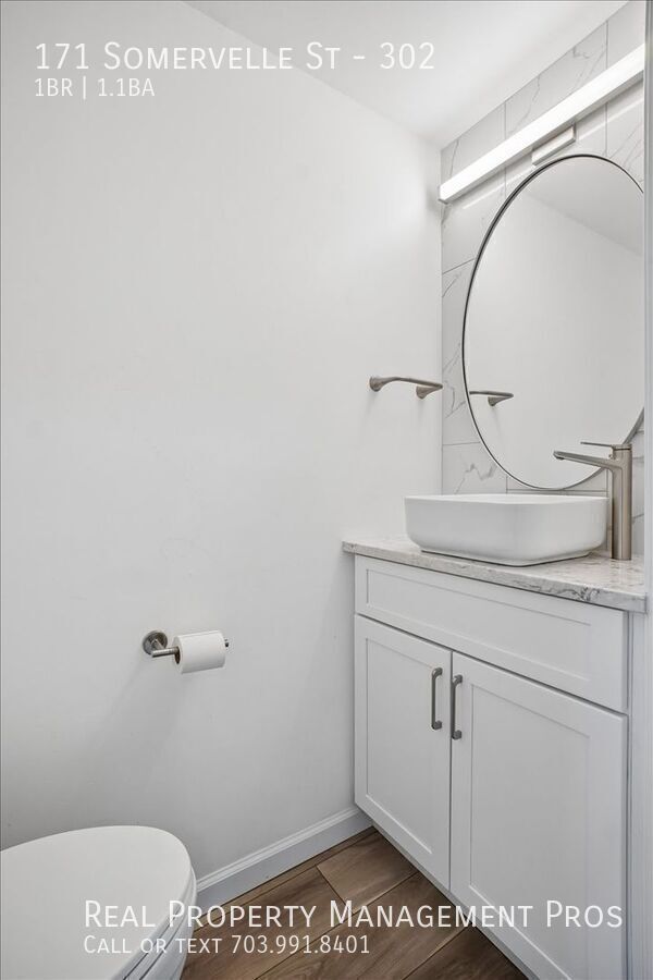 Building Photo - 171 Somervelle St