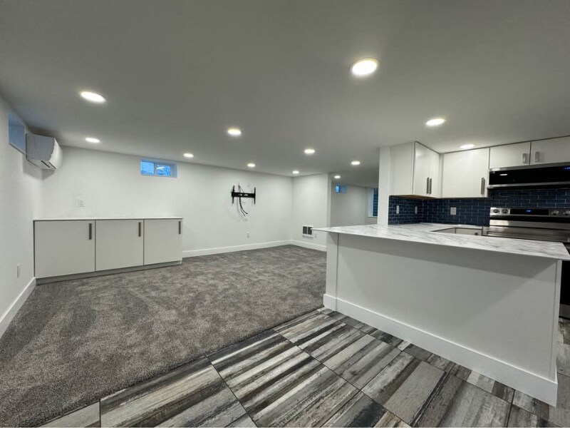 Building Photo - 25 6th St