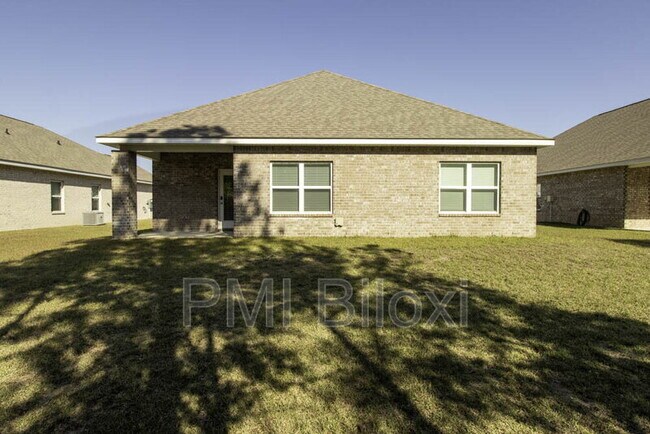 Building Photo - 84 Saltmeadow Cir