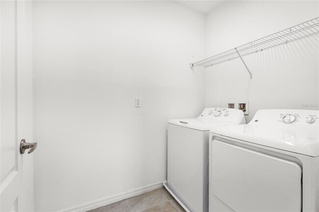 Building Photo - 8544 Canyon Creek Trail