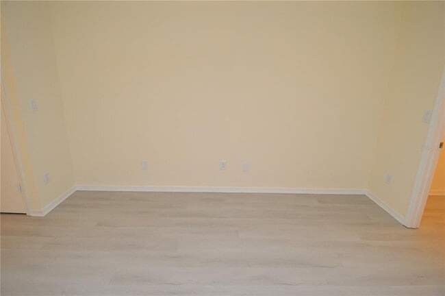 Building Photo - 10263 Gandy Blvd N