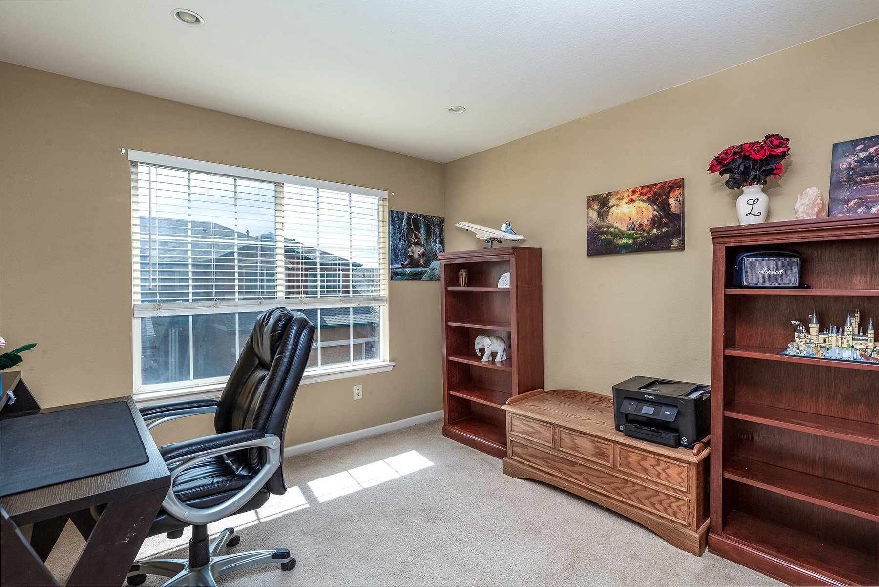 Building Photo - 15201 E Batavia Pl