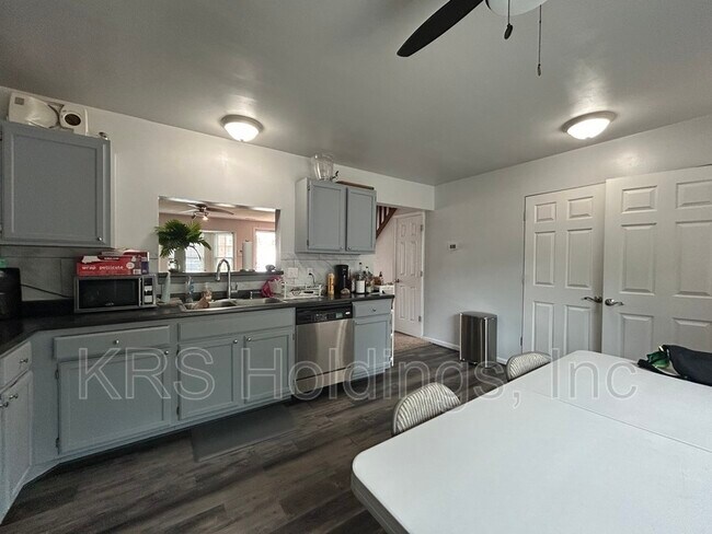Building Photo - 2903 Leta Ct