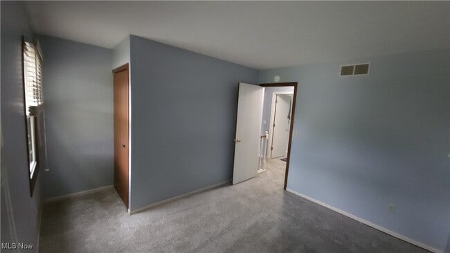 Building Photo - 7021 Longview Dr