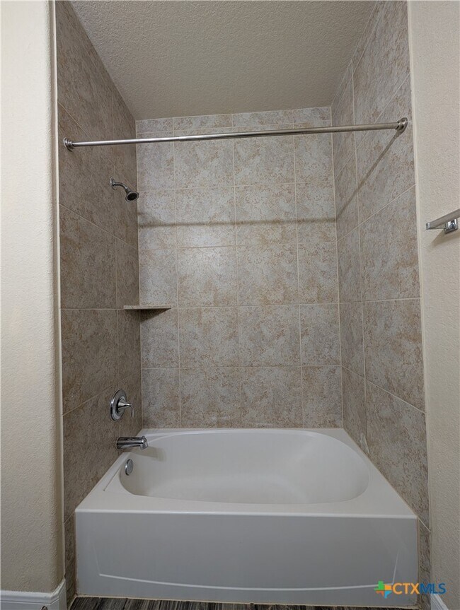 Building Photo - 1227 FM306