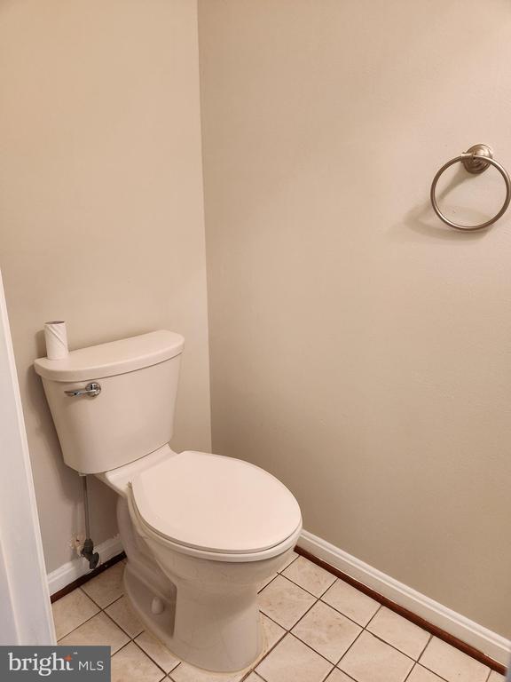 Building Photo - 16326 Pennsbury Way