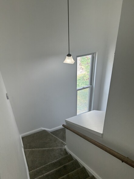 Building Photo - 5300 E Cherry Creek South Dr