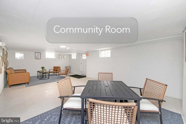 Building Photo - 11 S Black Horse Pike