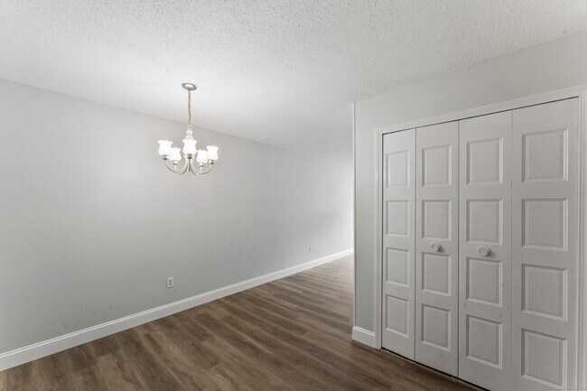 Building Photo - 34 A Padanaram Rd