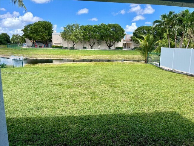 Building Photo - 4101 SW 148th Pl