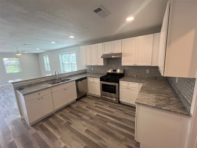 Building Photo - 316 E A St