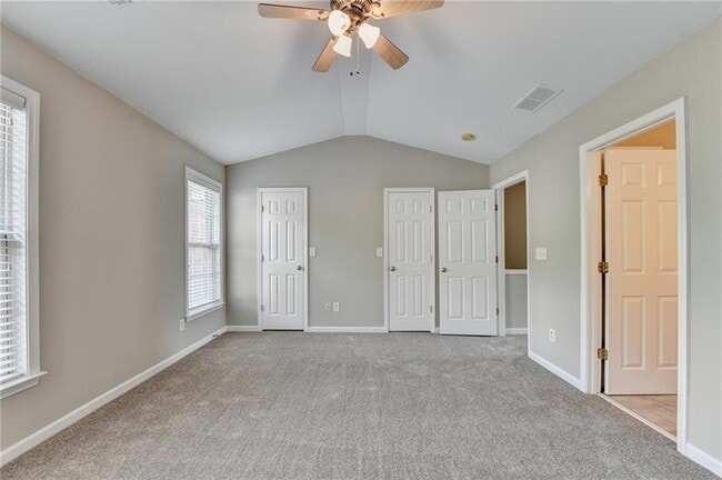 Building Photo - 4020 Edgecomb Dr