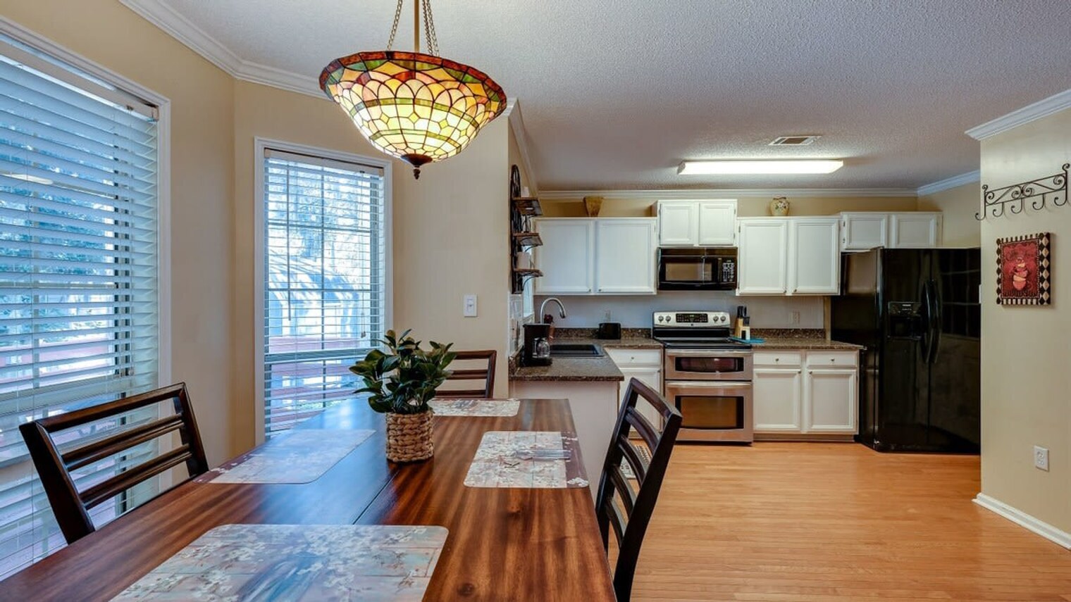 Building Photo - 584 Oemler Loop