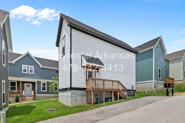 Building Photo - 936 S Wichita Ave