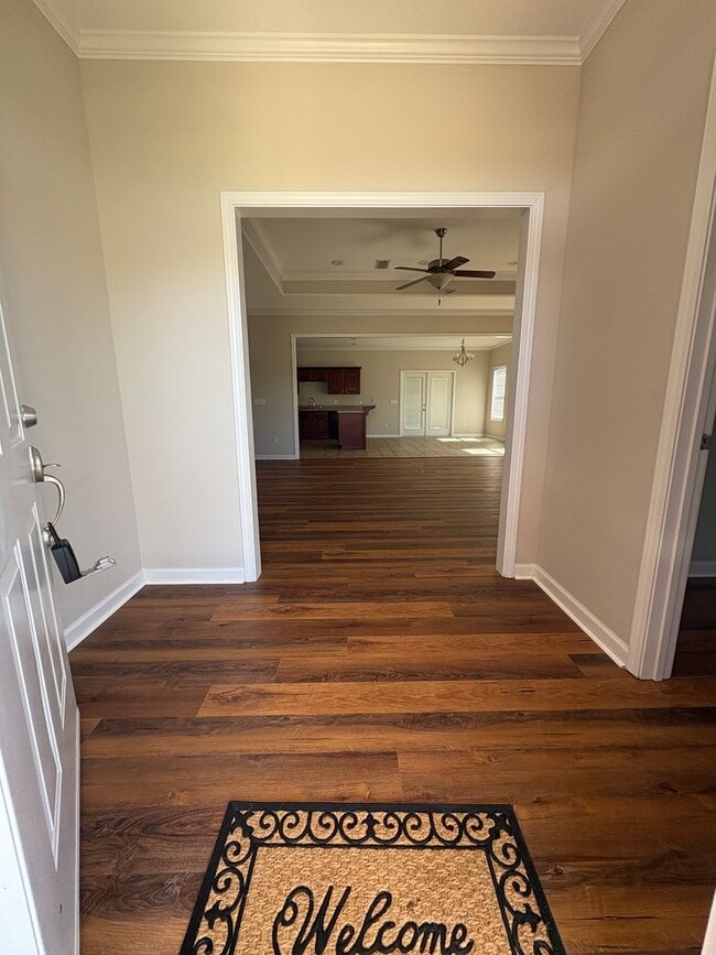 Building Photo - Cotton Creek!!!