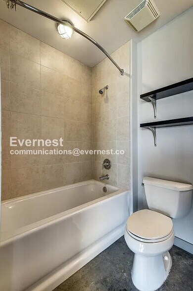 Building Photo - 600 12th Ave S