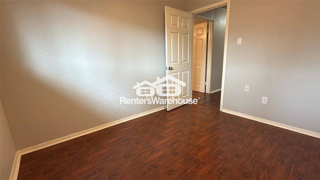 Building Photo - 6007 Dryad Dr