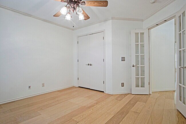 Building Photo - 2708 NW 170th Terrace