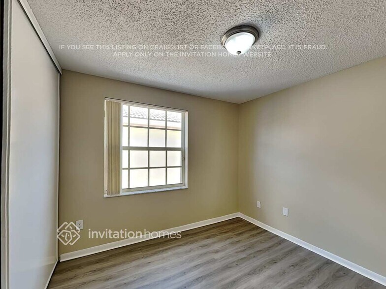 Building Photo - 15745 NW 16th Ct