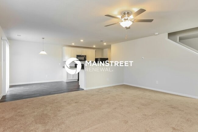 Building Photo - 3 Bedroom Pet-Friendly Home in Zebulon, NC with Main Street Renewal