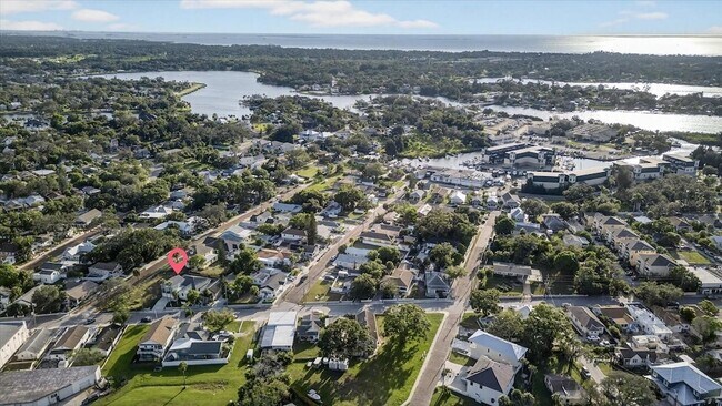 Building Photo - 207 Athens St