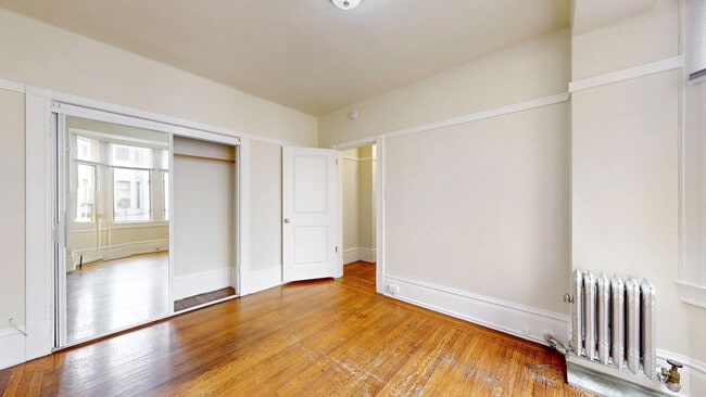 Building Photo - 422 Ellis St