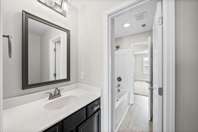 Building Photo - Two Bedroom with Garage!