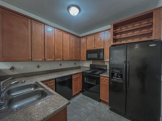 Primary Photo - Beautiful 1 Bedroom in Desired Location!