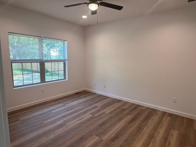 Building Photo - New Construction Rental Available!