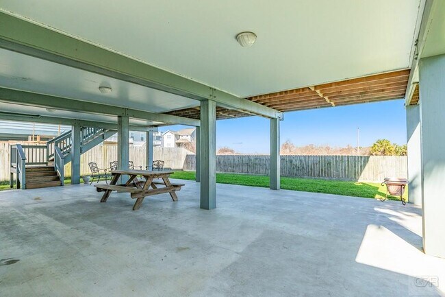 Building Photo - 12828 E Conquistador Dr