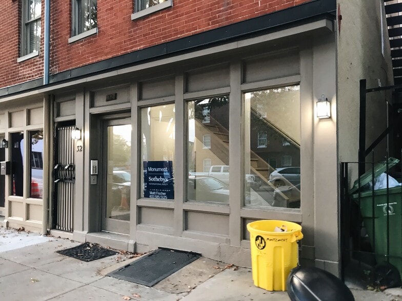 Building Photo - 32 W Montgomery St