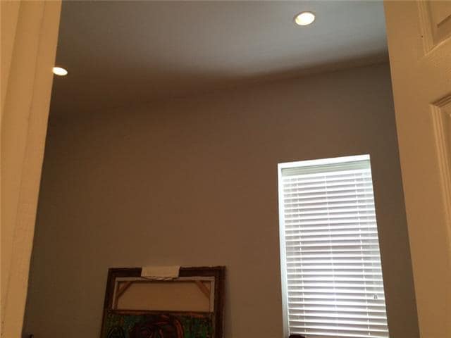 Building Photo - 1371 Crampton St