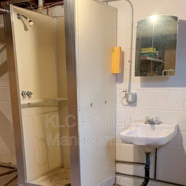 Building Photo - 3939 14th St