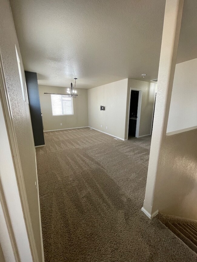Building Photo - 5136 Killdeer Dr