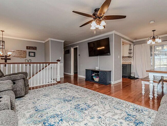 Building Photo - Half Off the First Month's Rent