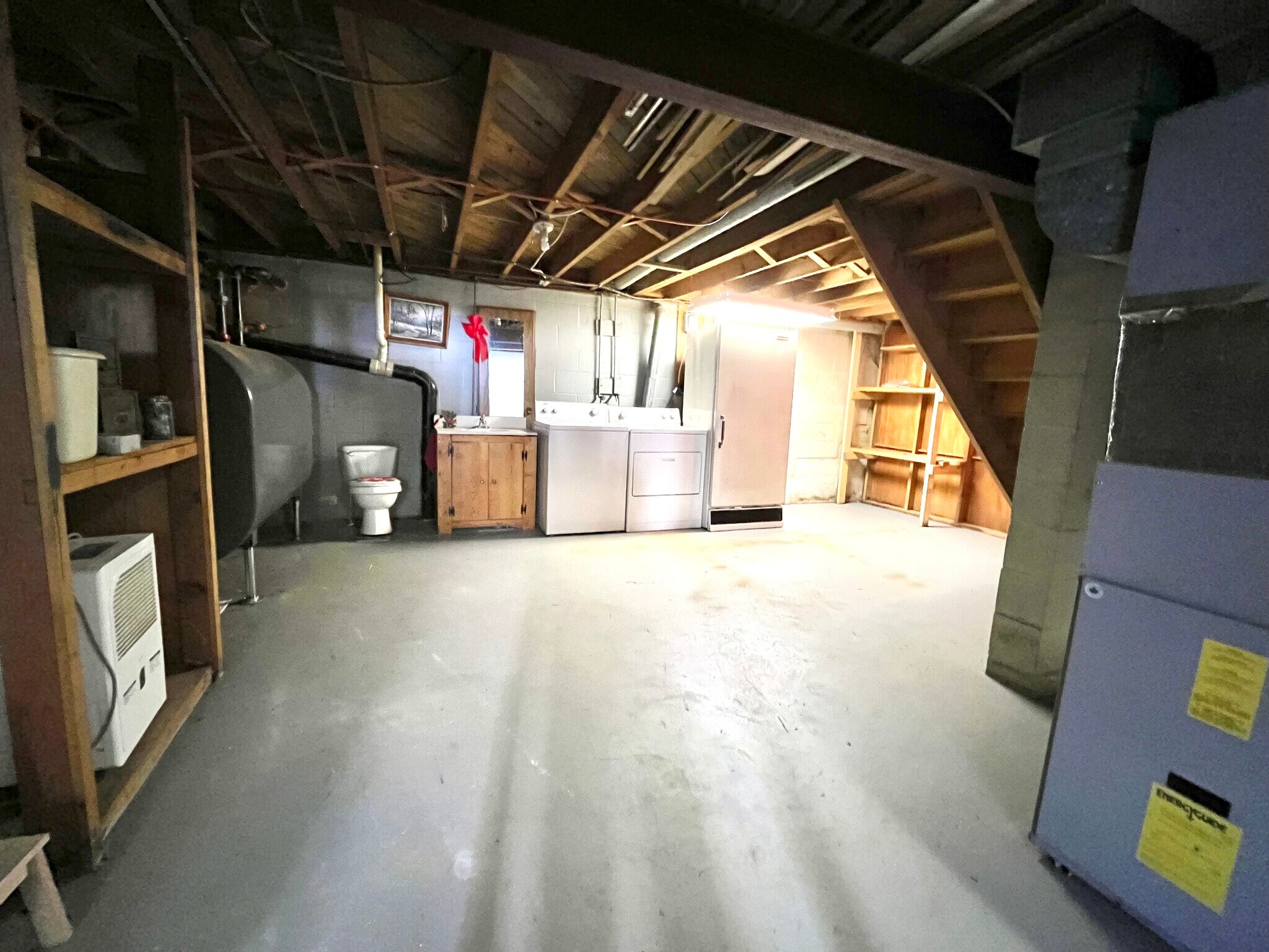 Building Photo - 117 Elmwood Rd