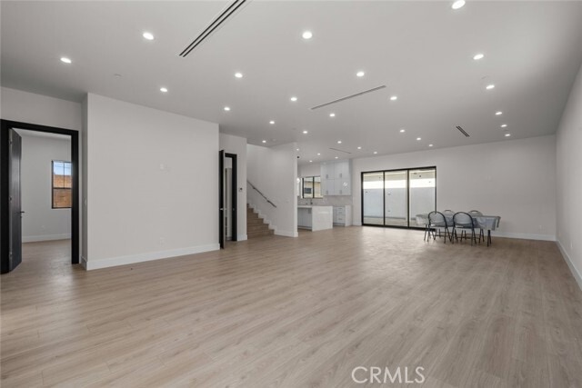 Building Photo - 12937 Kilikia Dr