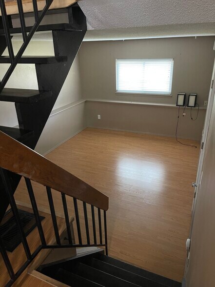 Building Photo - 835 Tammany Dr