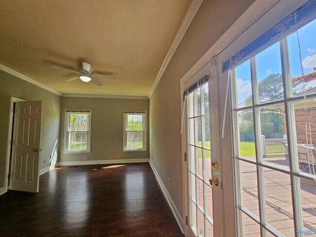 Building Photo - 102 Fred Atkinson Rd