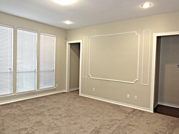 Building Photo - 729 Turnstone Dr