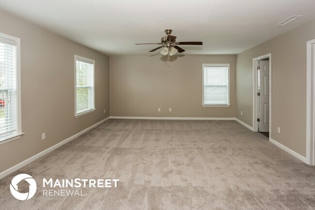 Building Photo - 693 Nannyberry Ln