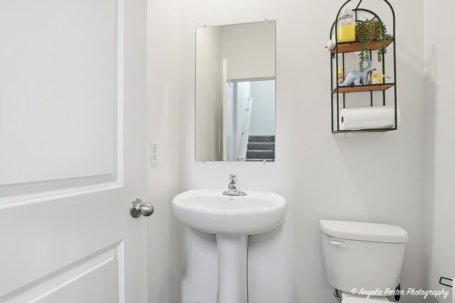 Building Photo - 2117 Yellowstone Blvd