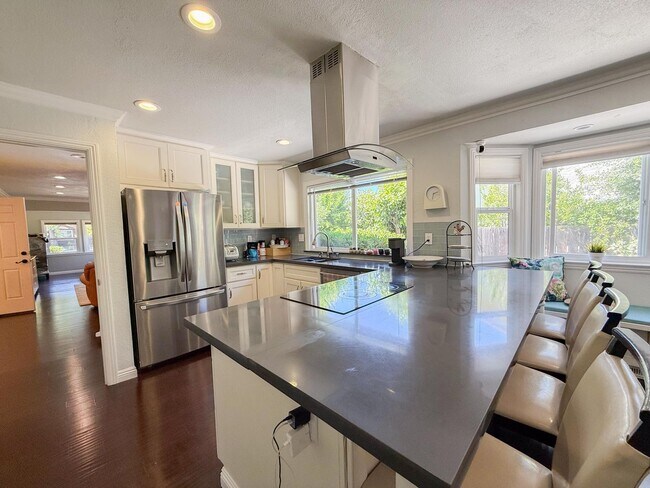 Building Photo - Quite Cul-De-Sac Pleasant Hill Home