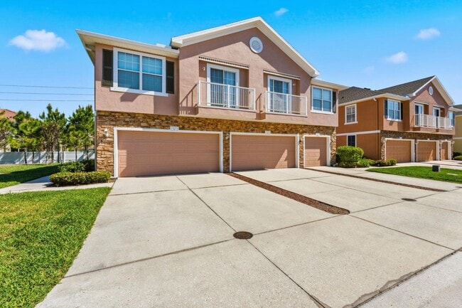 Building Photo - 595 52nd Ave N