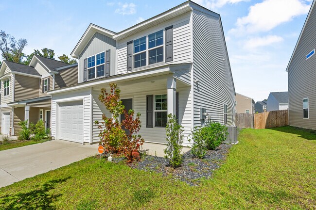 Building Photo - 424 Keeble Dr