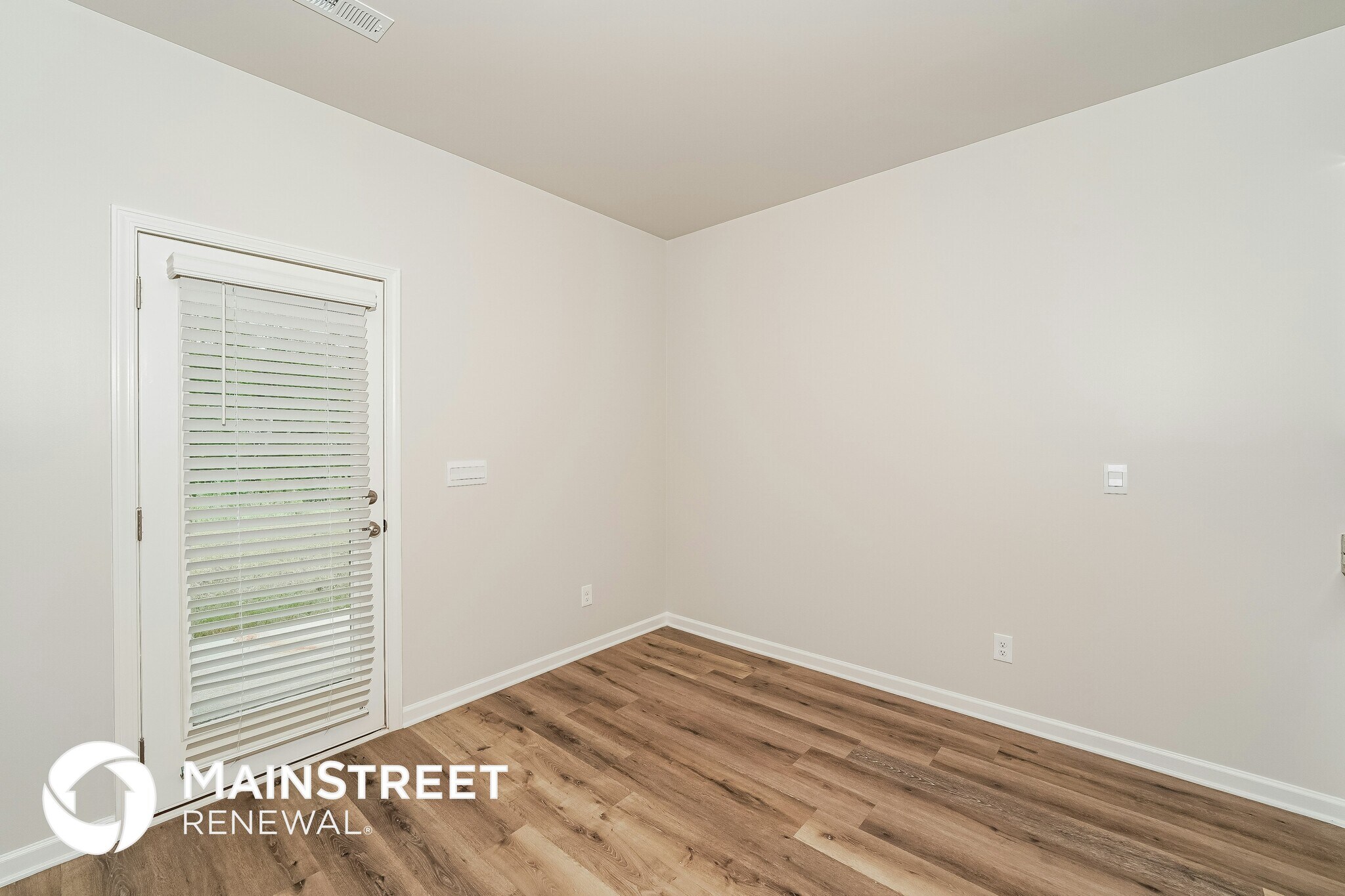 Building Photo - 5630 Post Oak Trl