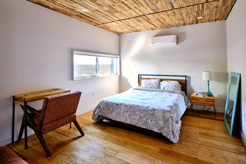 Building Photo - 1629 N Johnson St